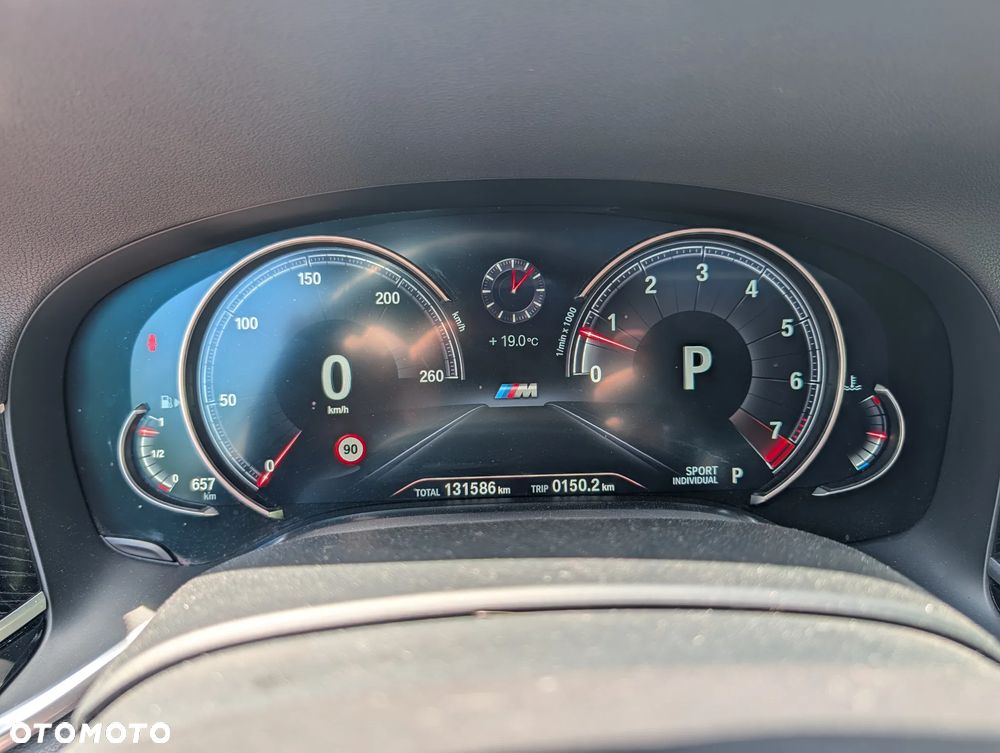 BMW Seria 7 740i - 25