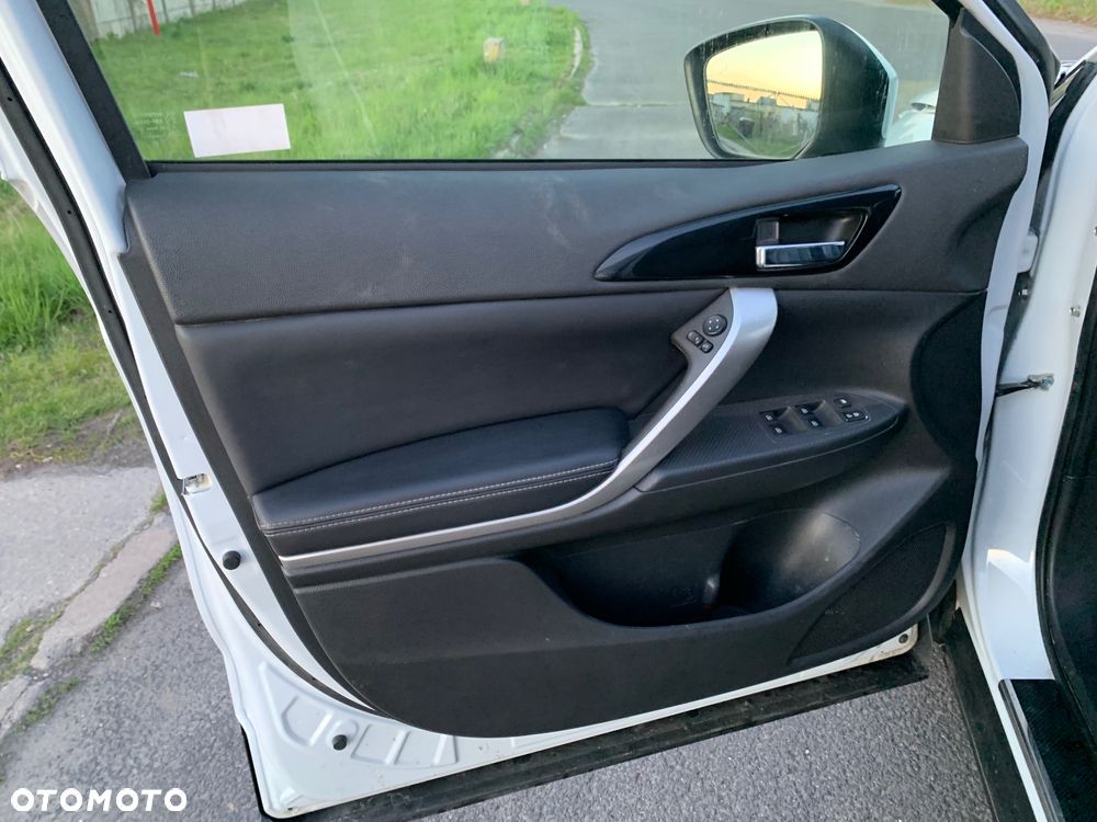 Mitsubishi Eclipse Cross - 28