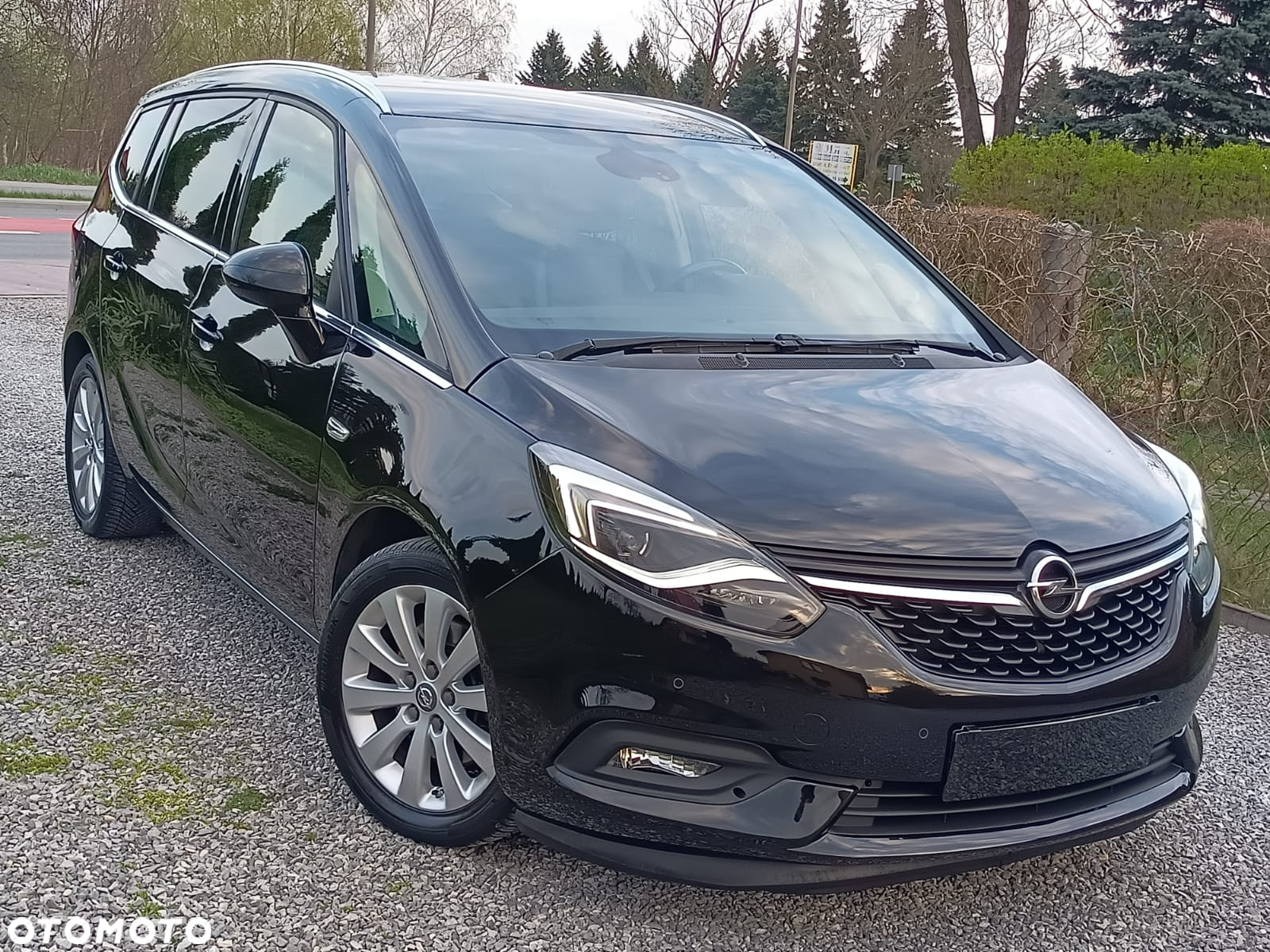 Opel Zafira 2.0 CDTI Cosmo - 4