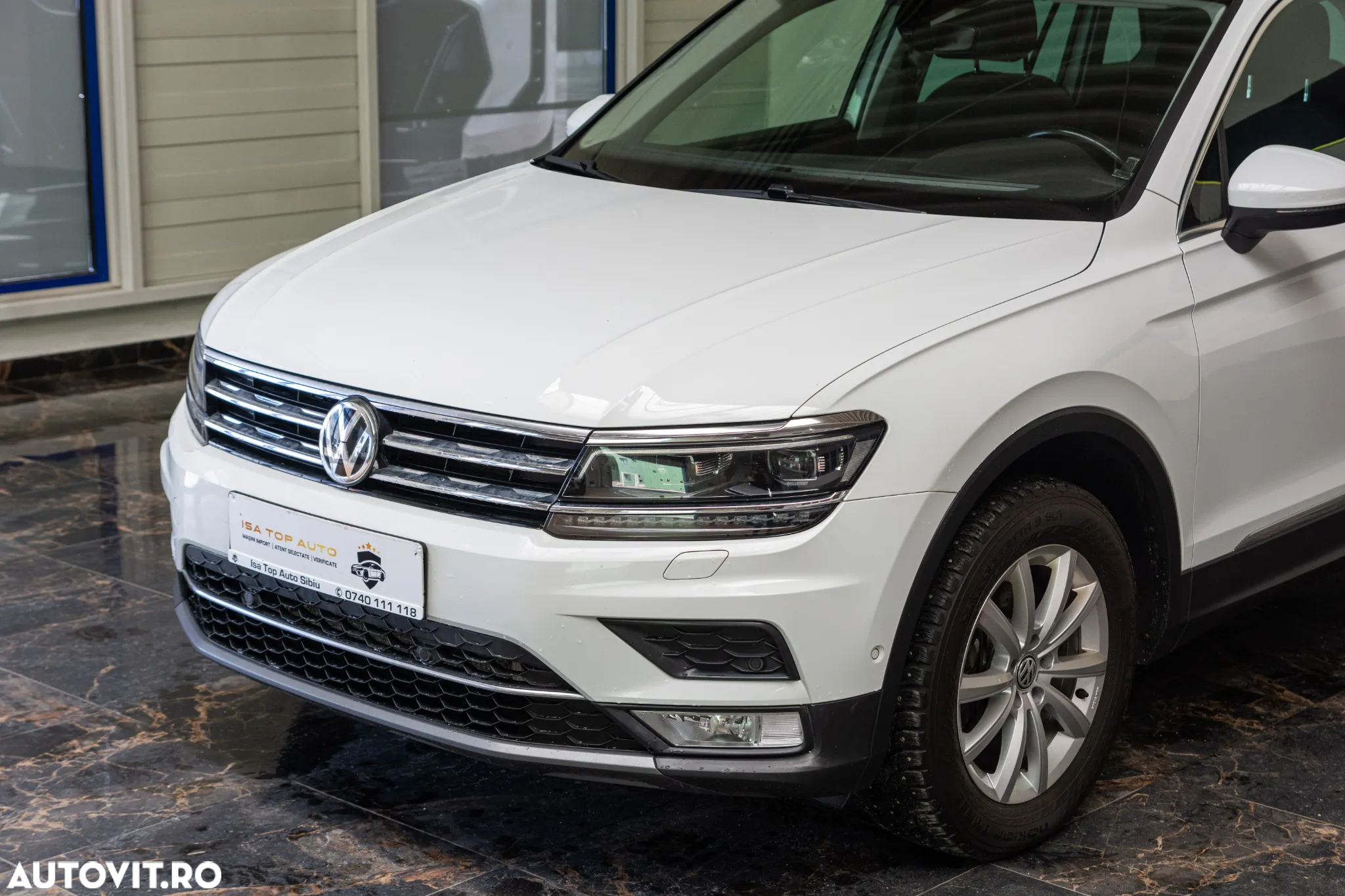 Volkswagen Tiguan 2.0 TDI 4Mot DSG Highline - 9