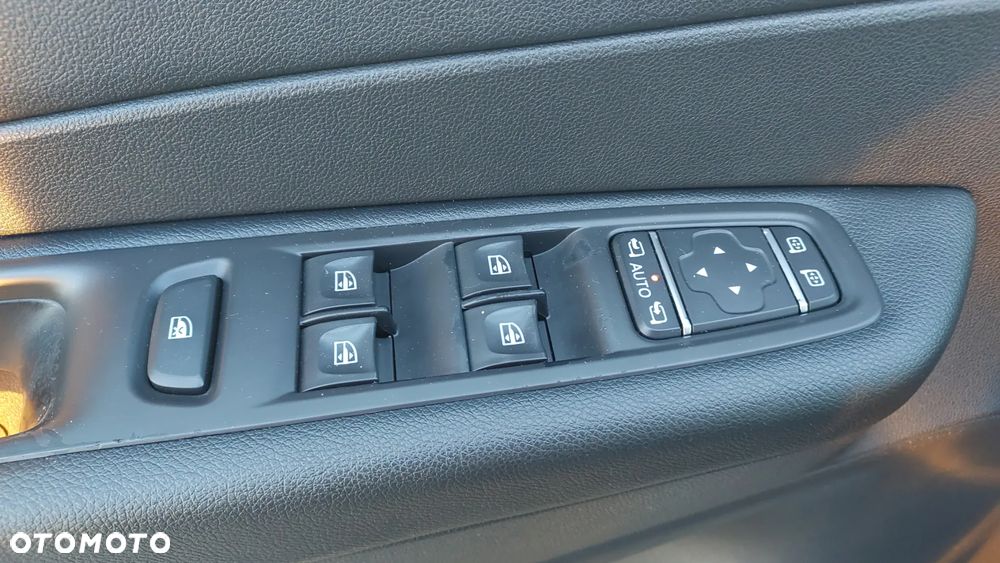 Renault Captur (ENERGY) TCe 90 LIMITED - 11