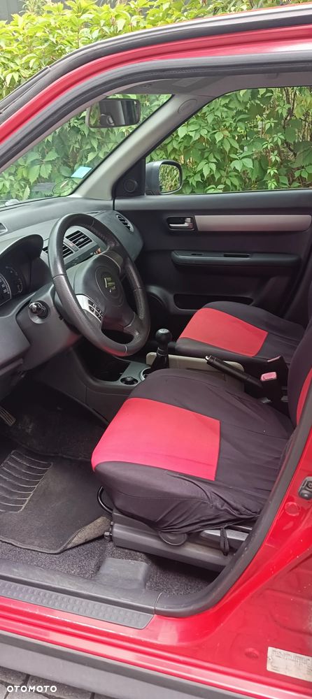 Suzuki Swift - 17