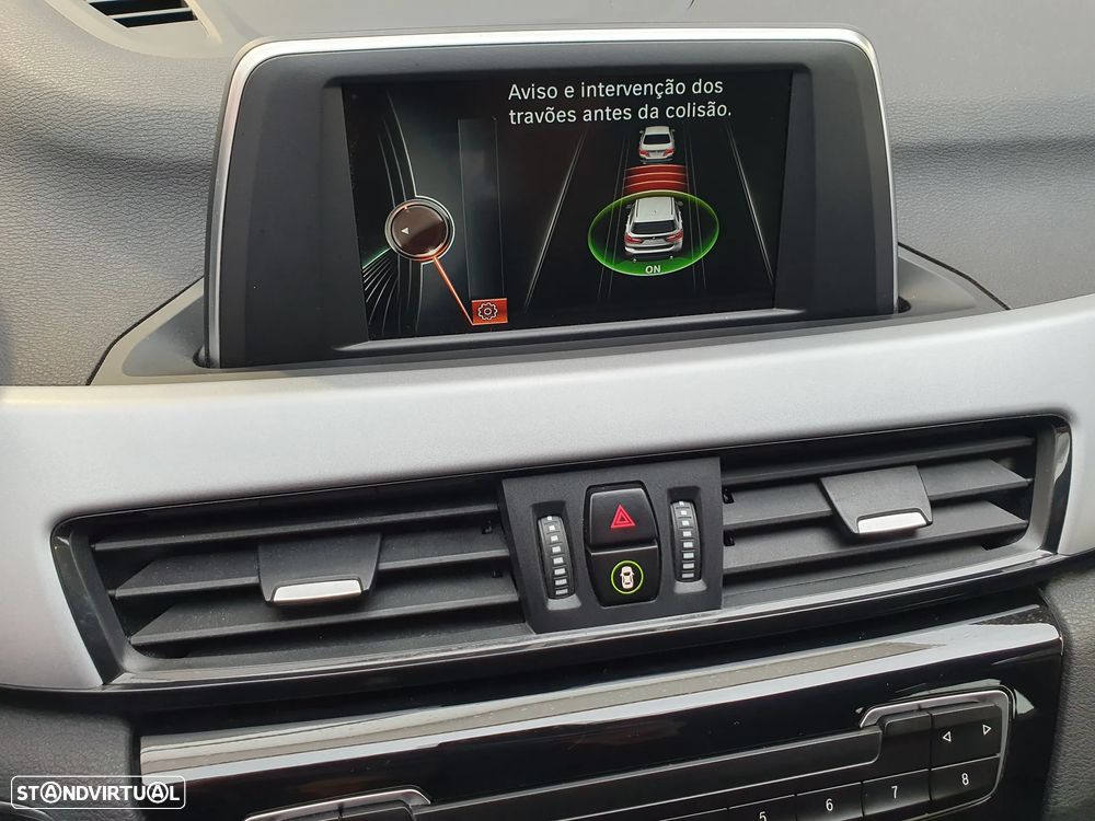 BMW X1 16 d sDrive Advantage - 17