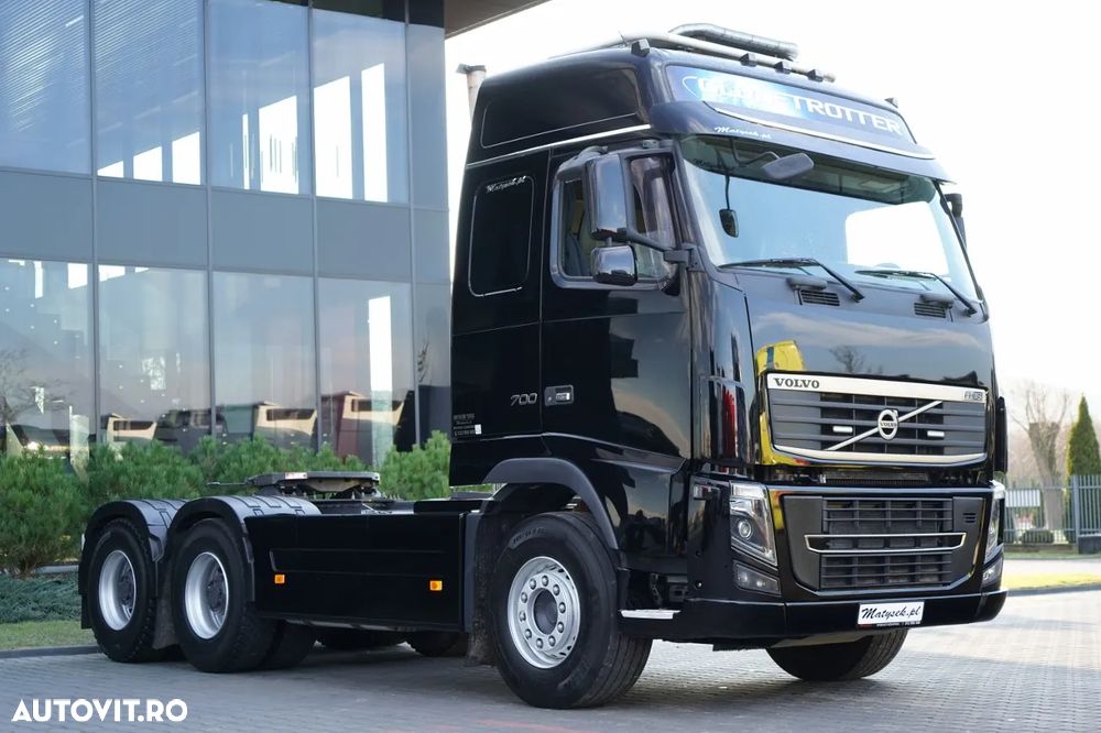 Volvo FH16 / 700 / 6x4 / SISTEM HIDRAULIC / RETARDER / TRACTOR CU 3 AXE / MASĂ PUTERNICĂ 120 T - 2