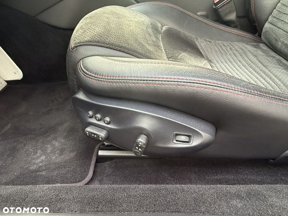 Maserati GranTurismo - 26