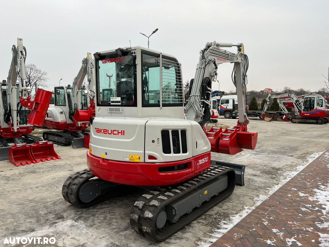 Takeuchi Tb 257Fr nou - 3