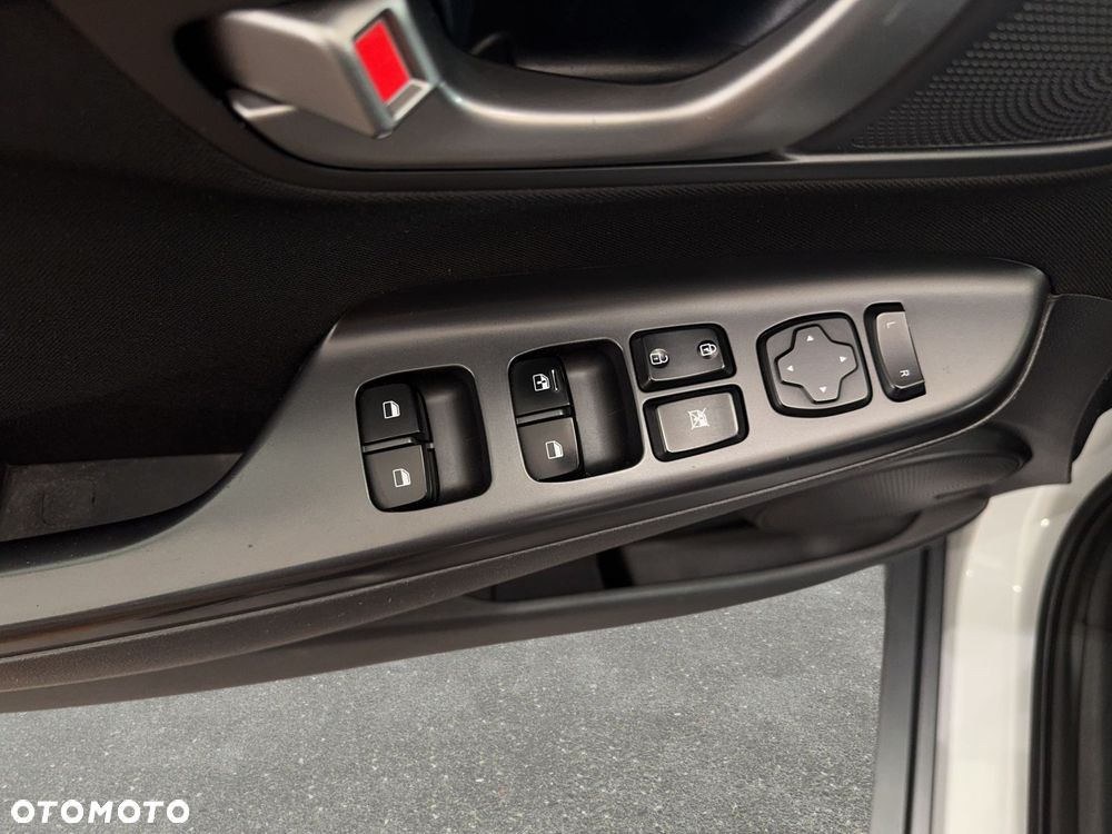 Hyundai Kona - 16