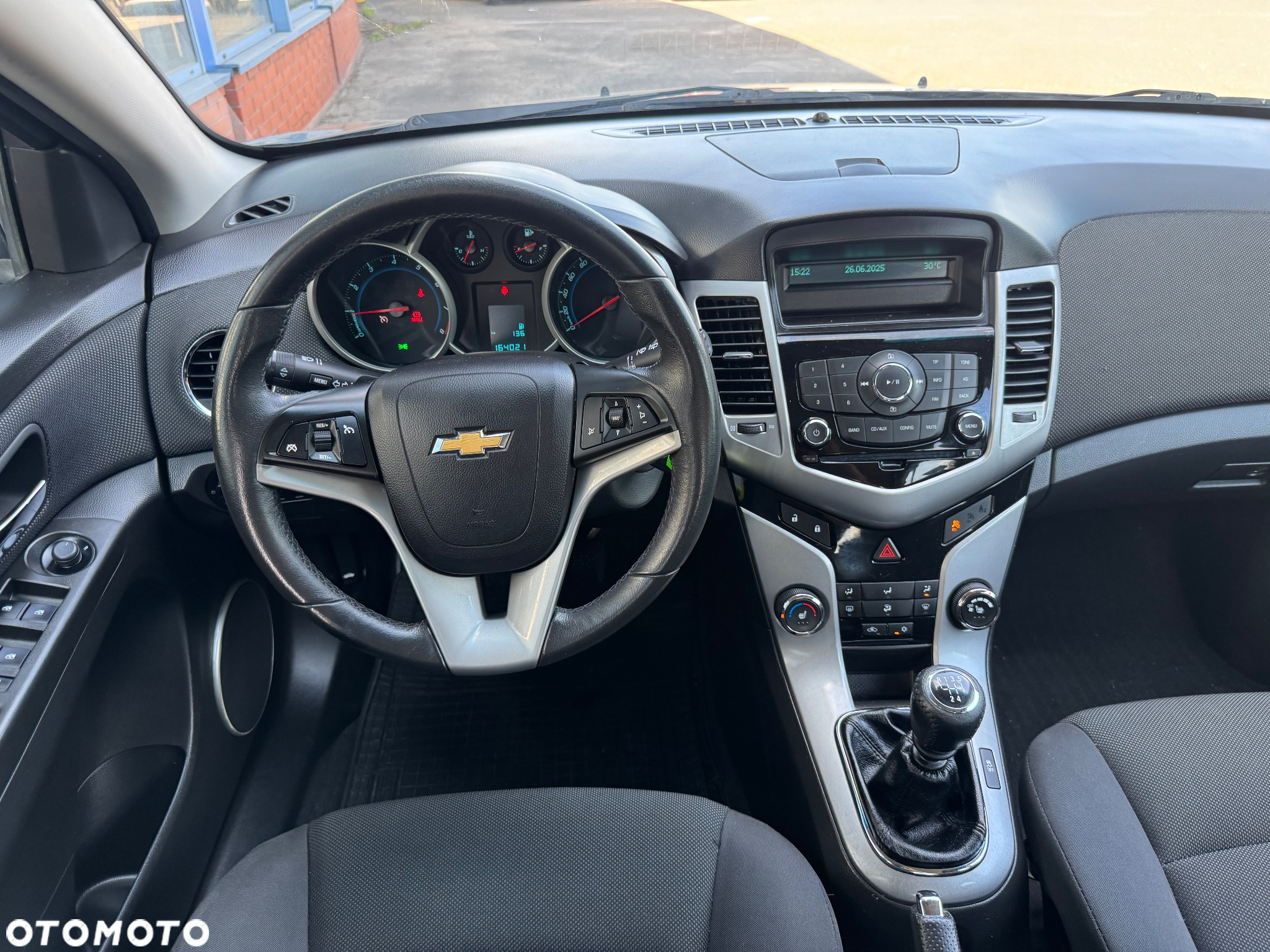 Chevrolet Cruze 1.6 LT - 18