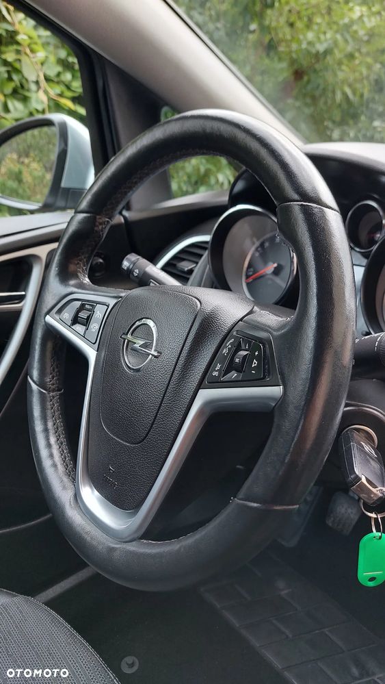 Opel Astra IV 1.4 T Energy EU6 - 21