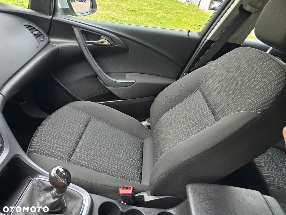 Opel Astra - 16