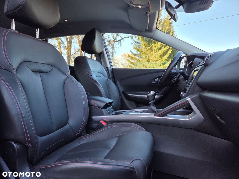 Renault Kadjar Energy TCe 165 Bose Edition - 10