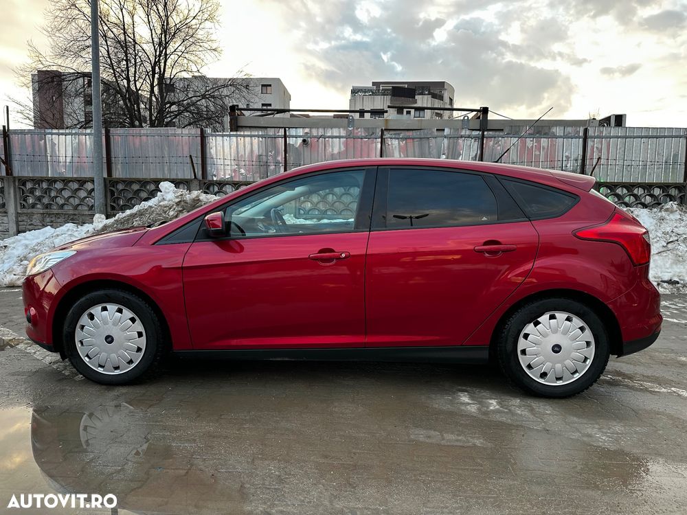 Ford Focus 1.6 Ti-VCT Powershift Sport - 4