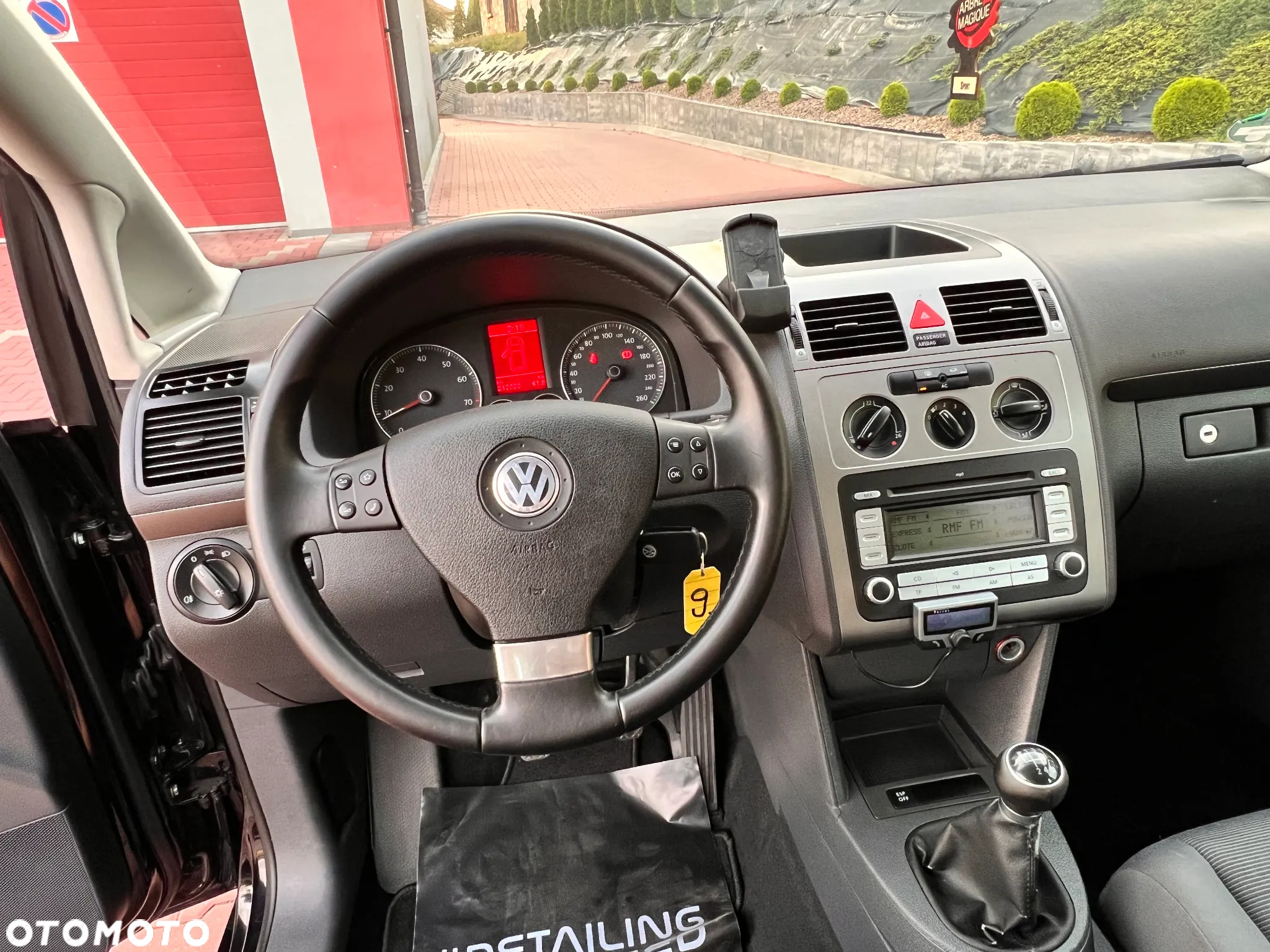 Volkswagen Touran 1.6 Trendline - 26