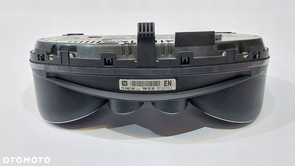 licznik zegar insignia a 2.0 t 09r automat eur 12844144 en - 3