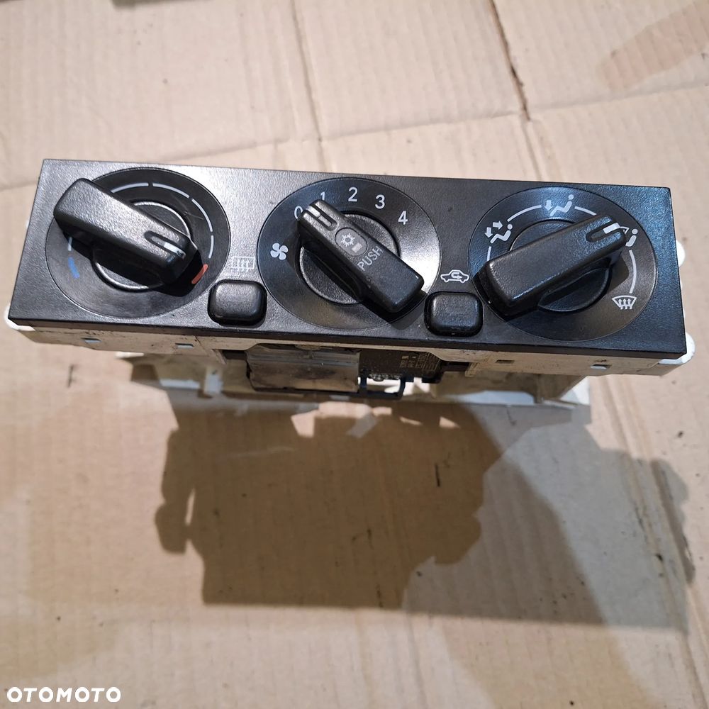 PANEL NAWIEWU KLIMATYZACJI CARISMA - 5