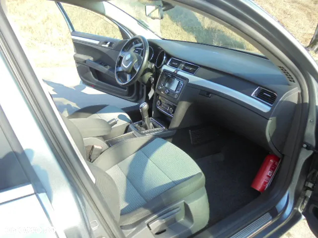 Skoda Superb 1.6 TDI Active Greenline - 15