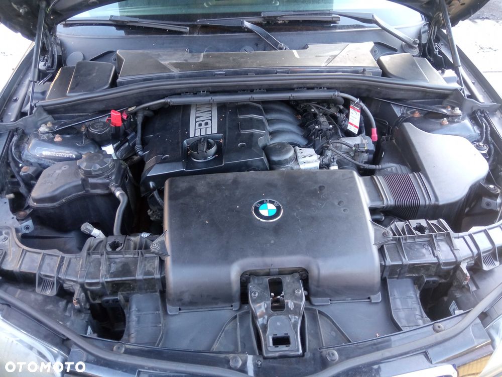 BMW 116i E87 2011 rok  NA CZĘŚCI - 6