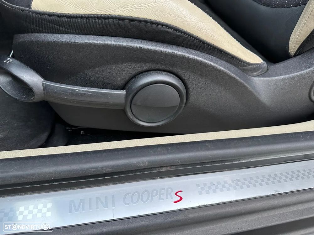 MINI 3 Portas Cooper SD - 18