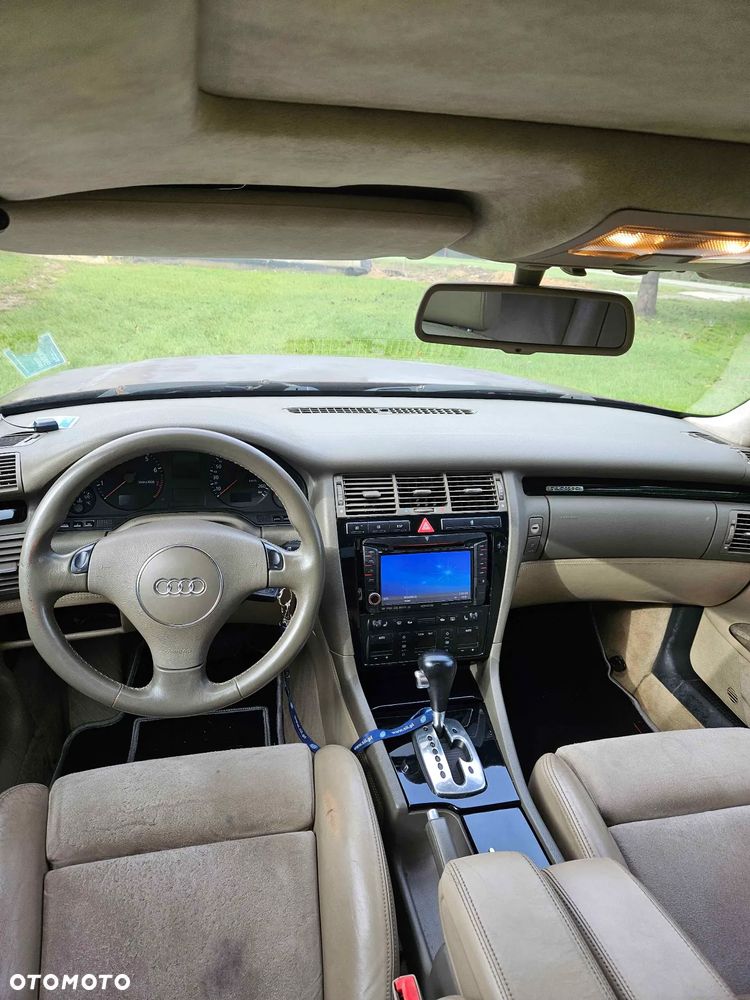 Audi A8 4.2 Quattro Tiptronic - 10