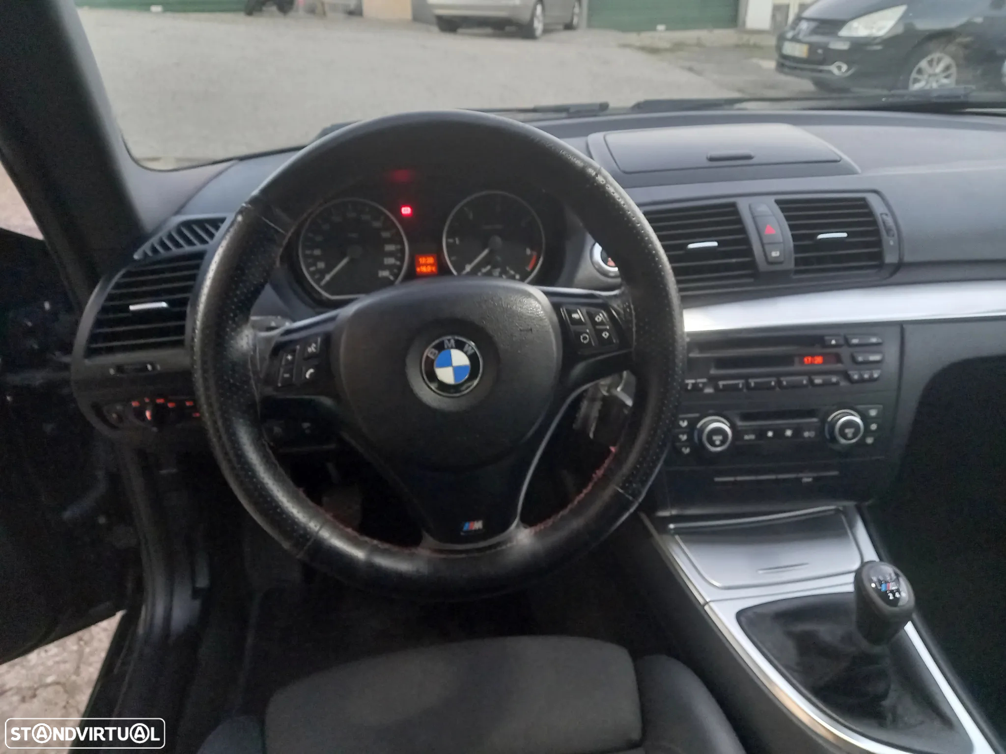 BMW 118 d Pack M - 10