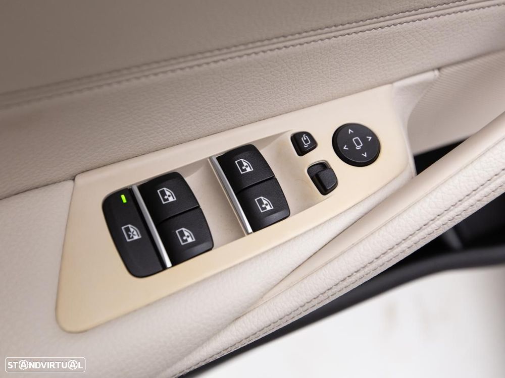 BMW 520 e - 16