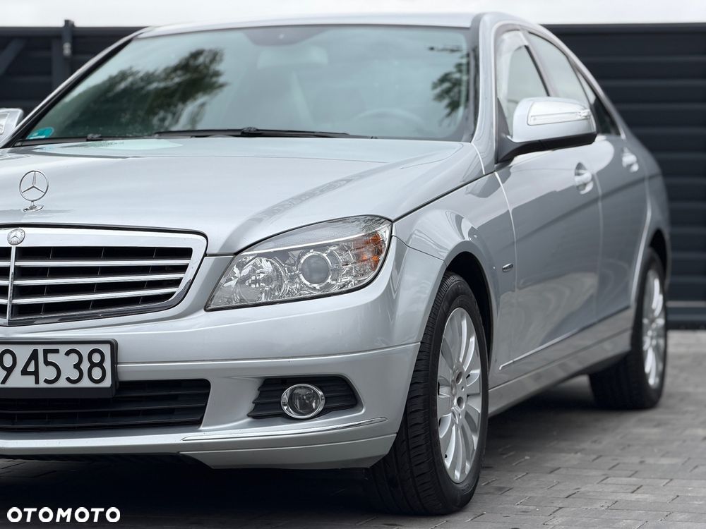 Mercedes-Benz Klasa C 180 Kompressor Avantgarde - 29