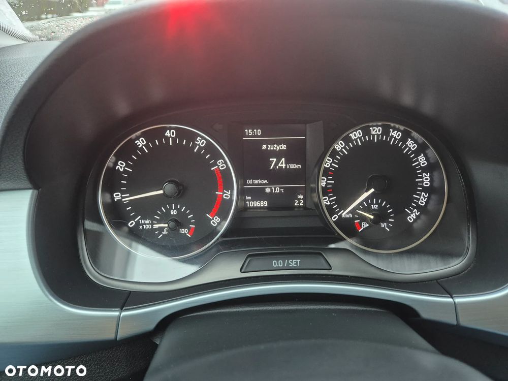 Skoda Fabia 1.0 Ambition - 8