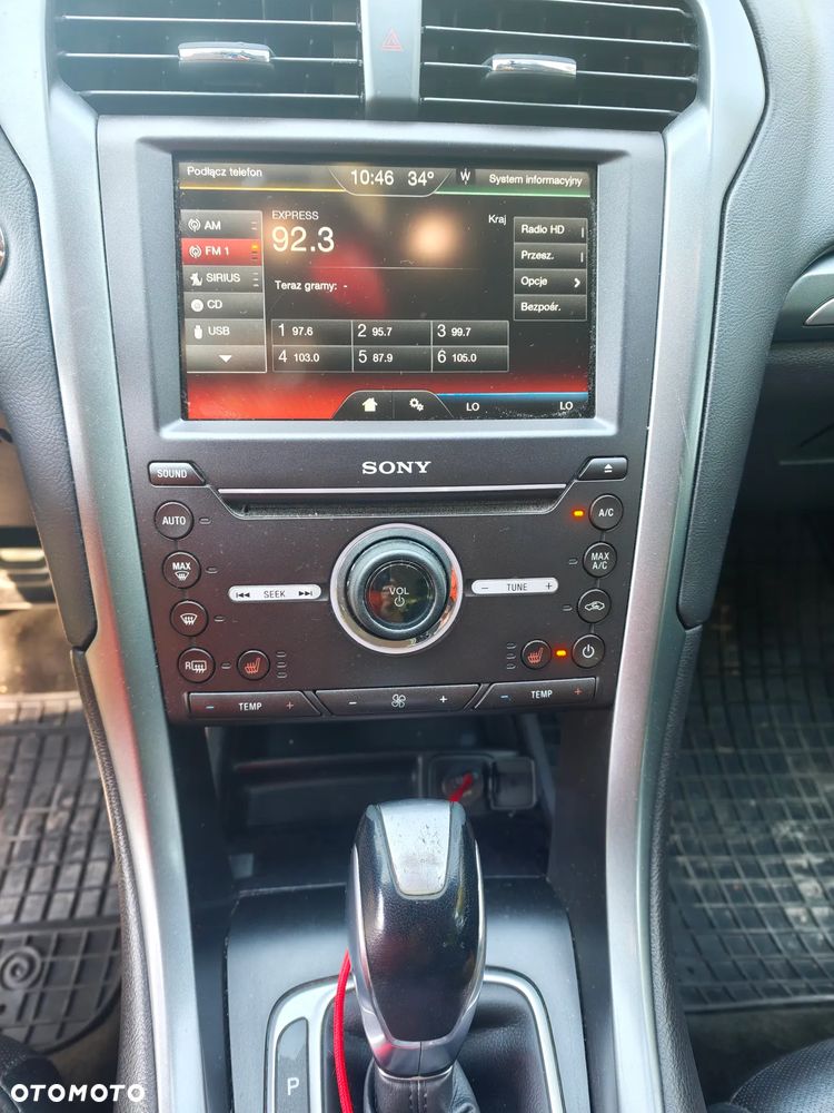 Ford Fusion - 30