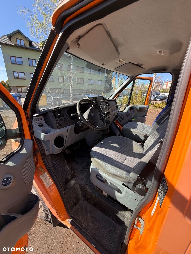 Ford TRANSIT - 3