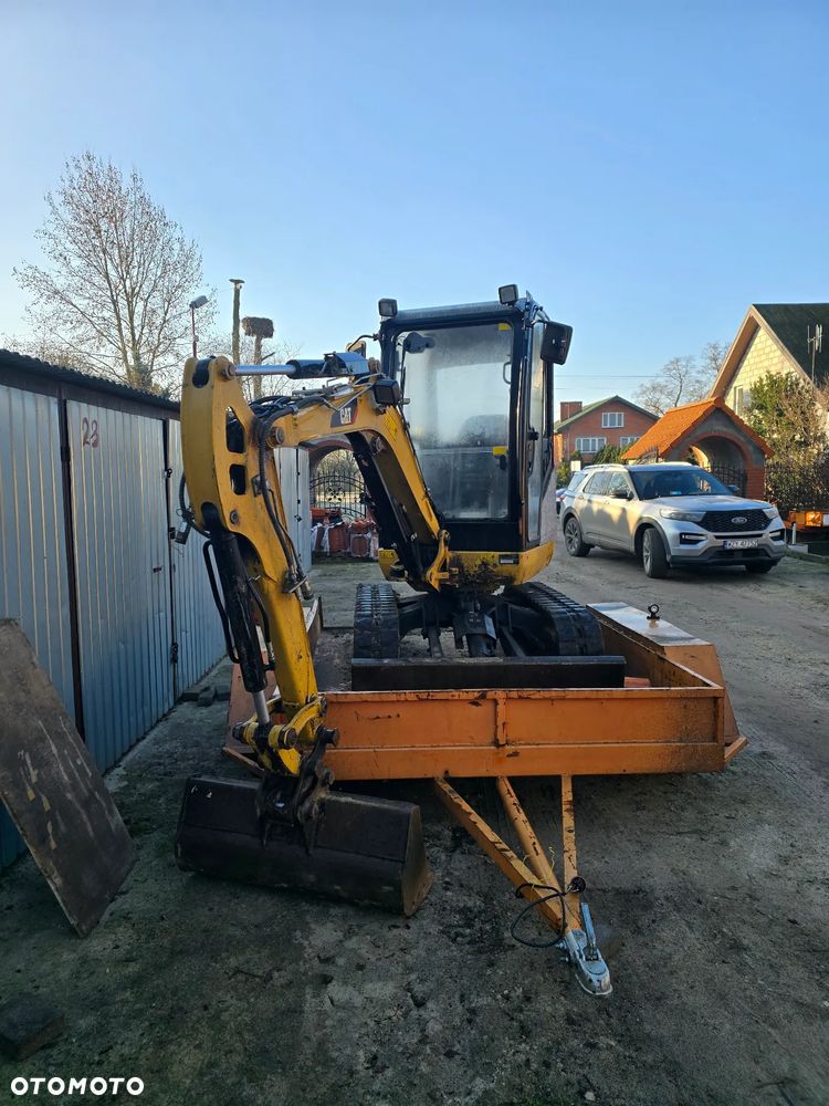 Caterpillar CAT302.4 - 3