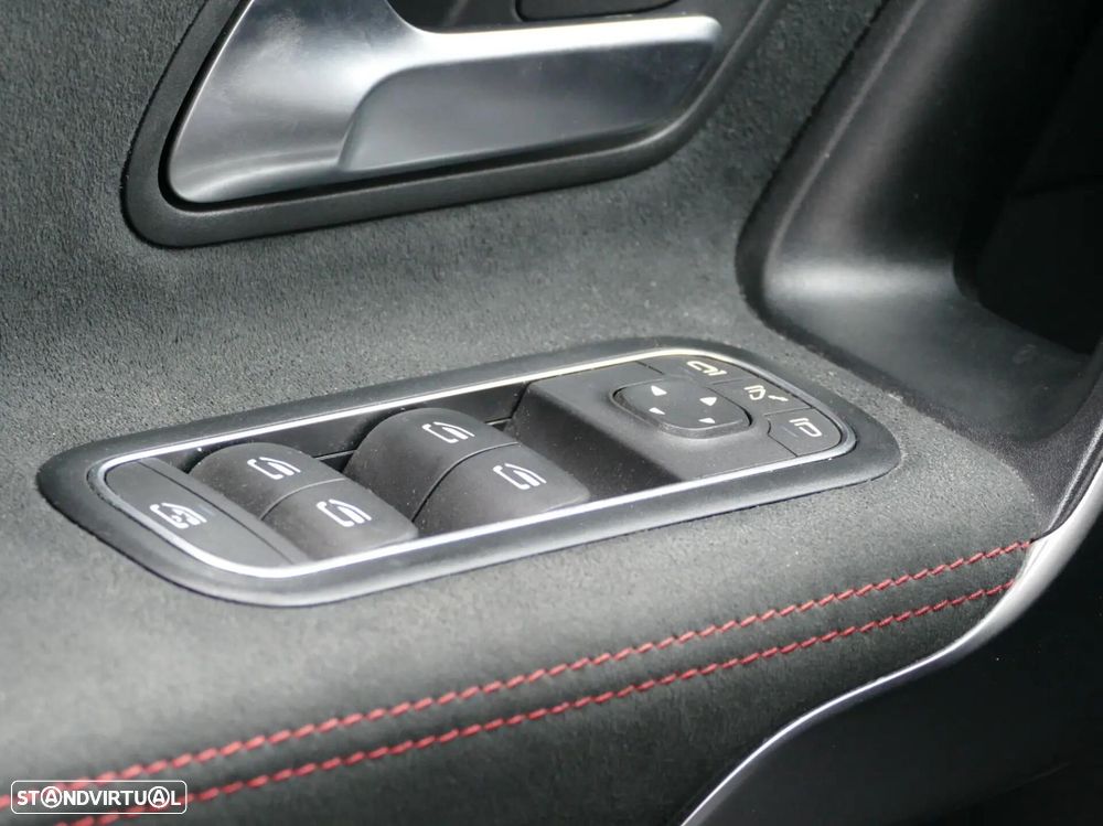 Mercedes-Benz A 180 d AMG Line Aut. - 33