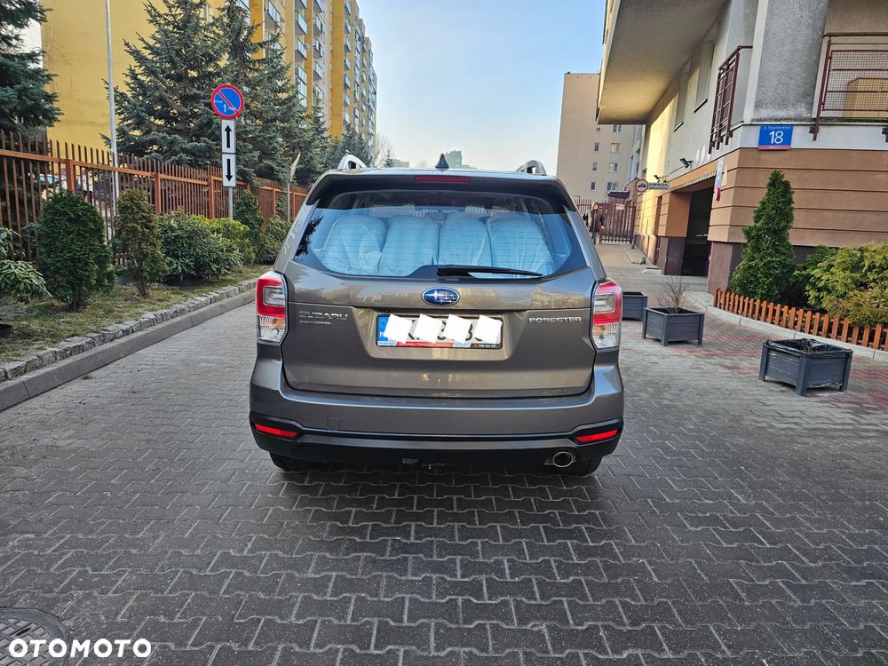 Subaru Forester 2.0 i Exclusive Lineartronic - 8