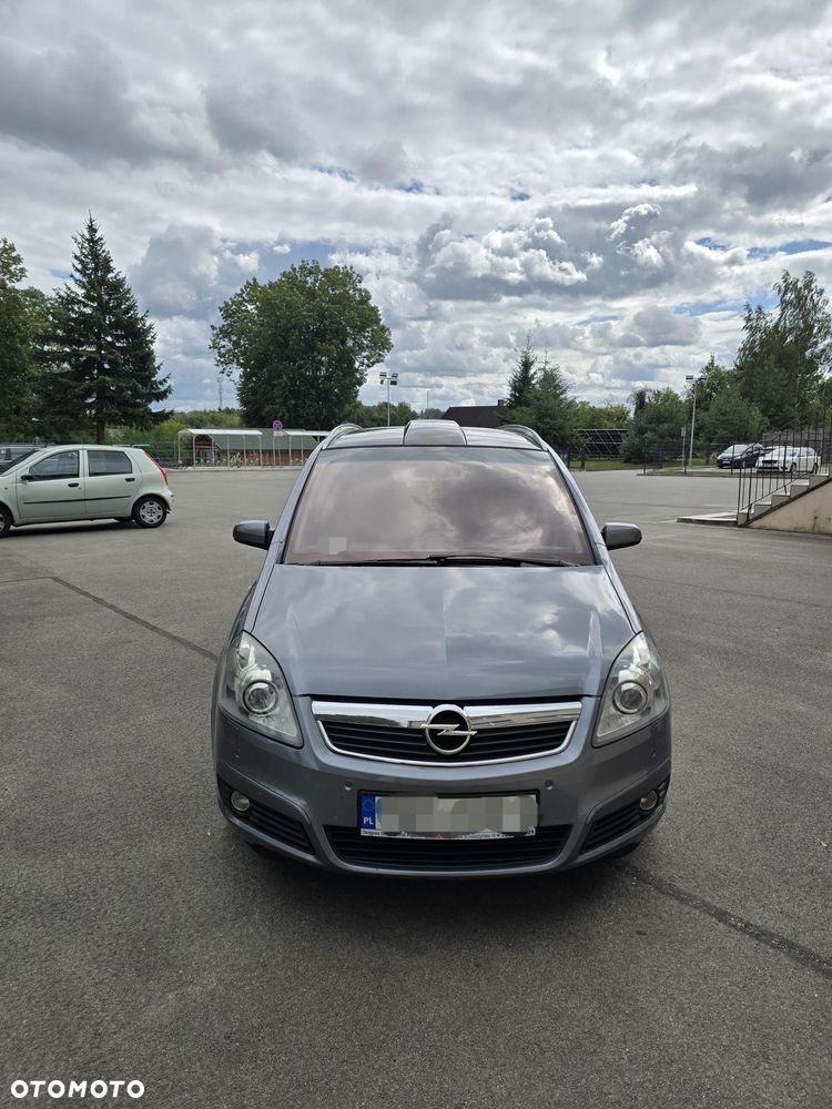 Opel Zafira - 3