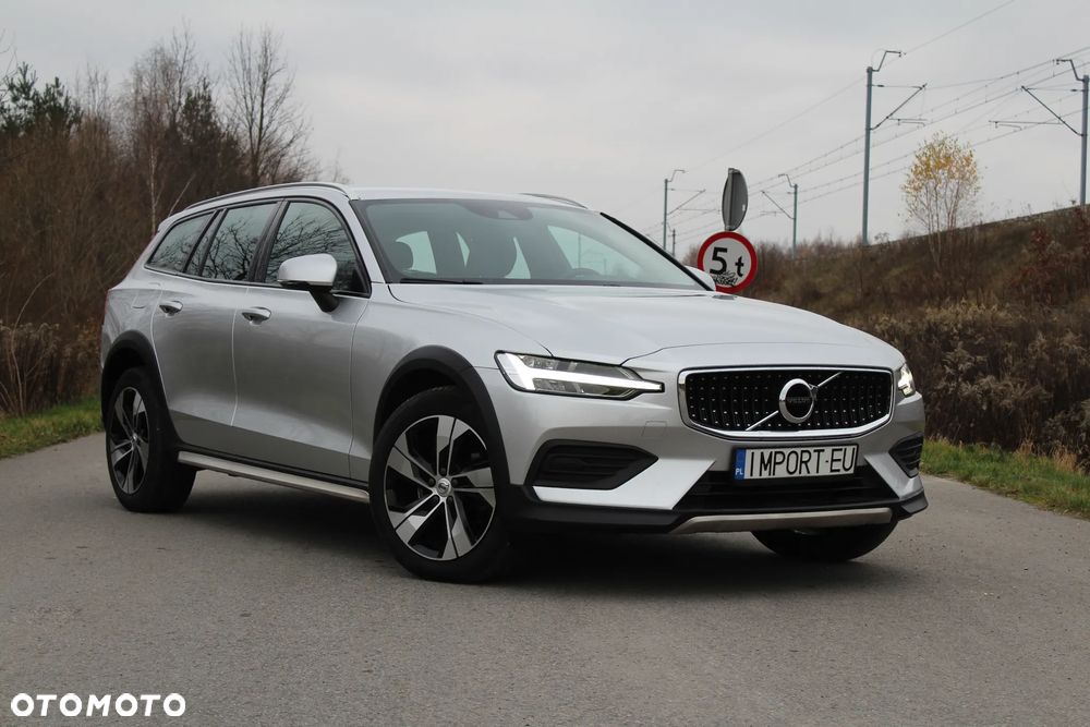 Volvo V60 Cross Country B4 D AWD Geartronic - 1