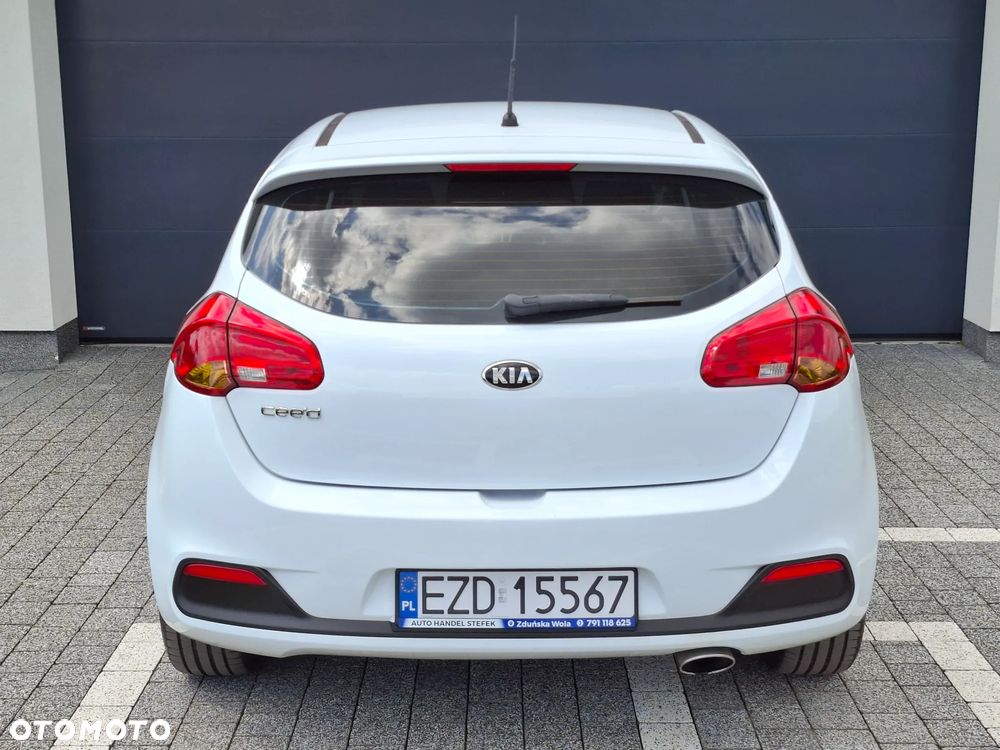 Kia Ceed 1.4 CVVT Spirit - 9