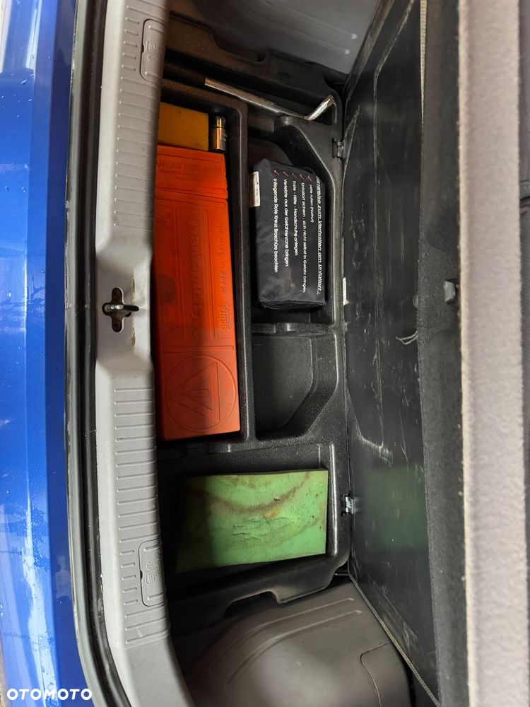 Kia Picanto 1.1 LX - 16