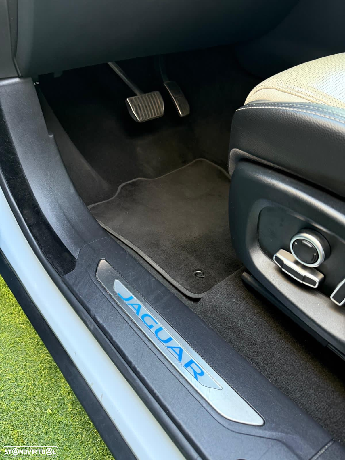 Jaguar F-Pace 2.0 i4D R-Sport Aut. - 4