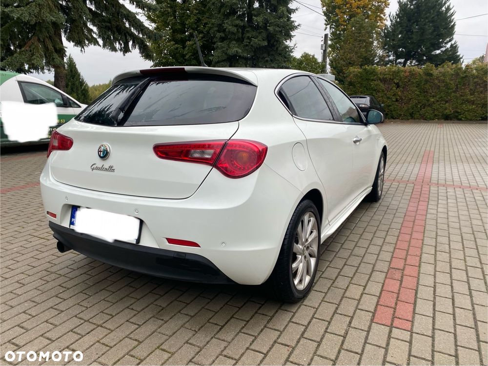 Alfa Romeo Giulietta - 5