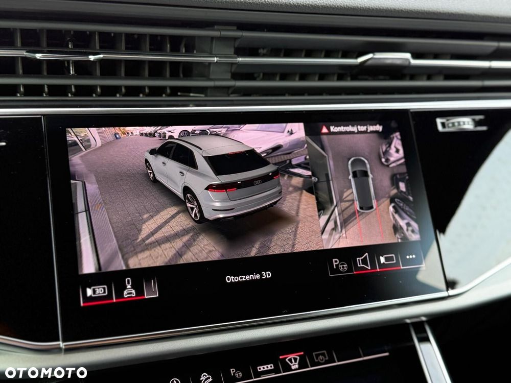 Audi Q8 - 22