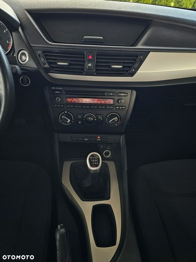 BMW X1 - 15