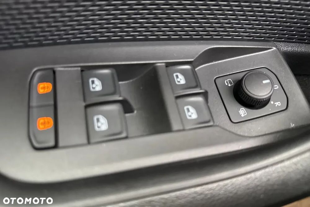 Skoda Octavia 1.5 TSI mHEV Drive Selection DSG - 12