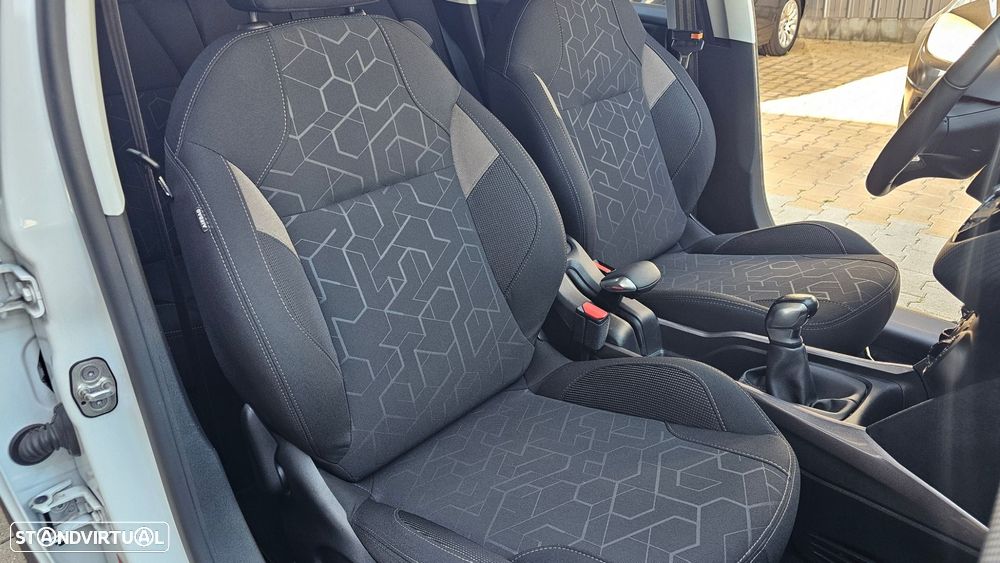 Peugeot 2008 1.6 BlueHDi Style - 9