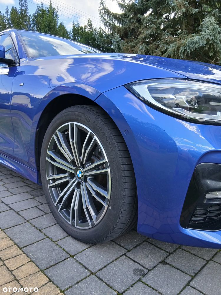 BMW Seria 3 320d xDrive mHEV M Sport - 10