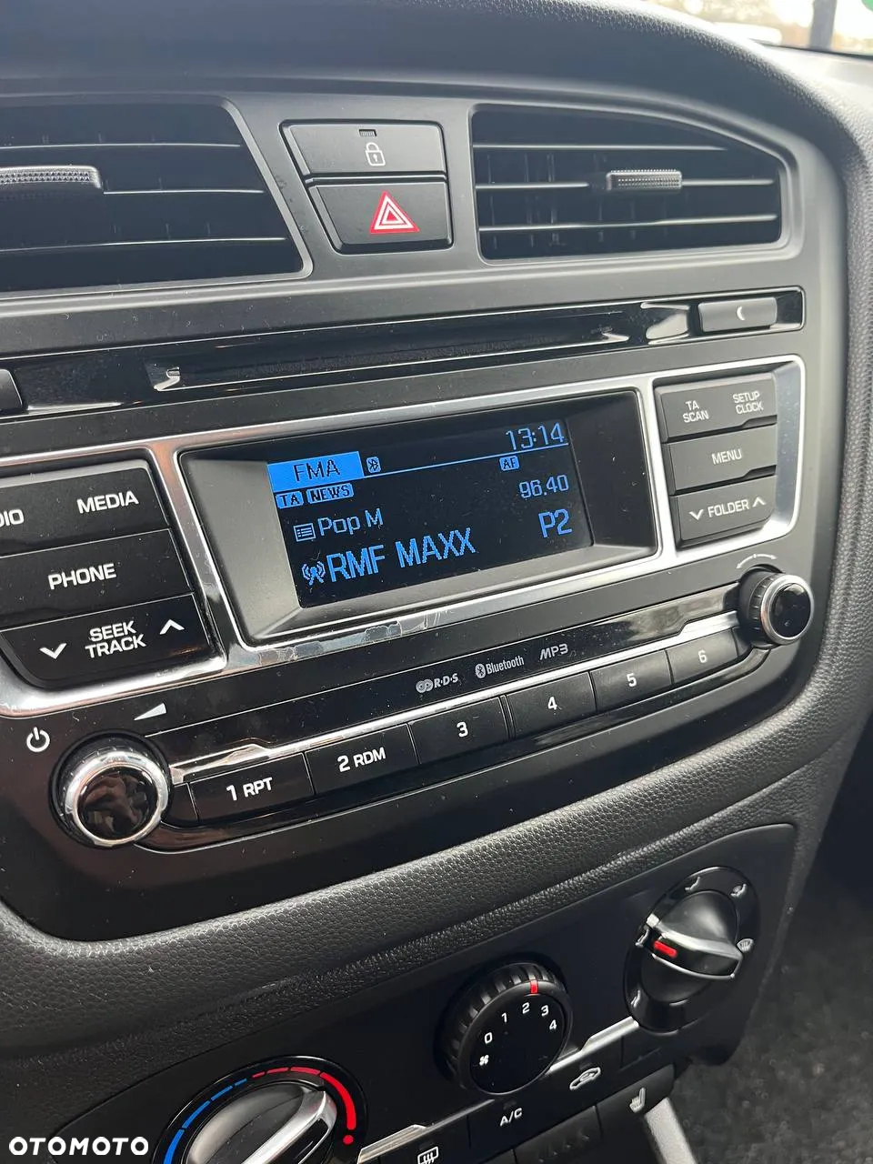 Hyundai i20 1.2 BlueDrive Classic + - 14