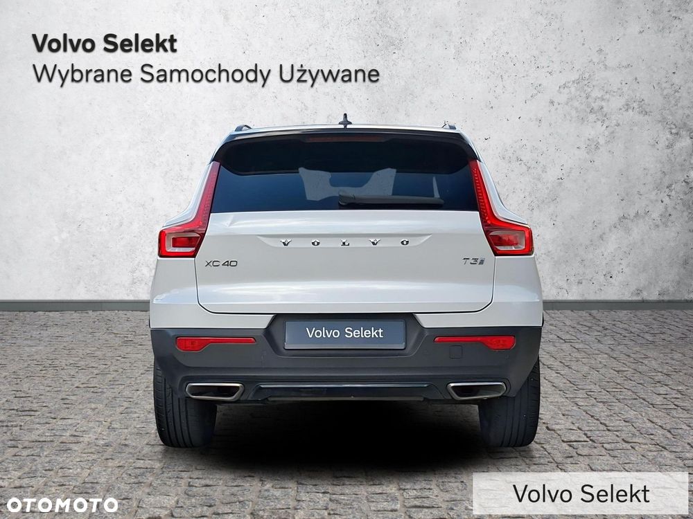 Volvo XC 40 - 5