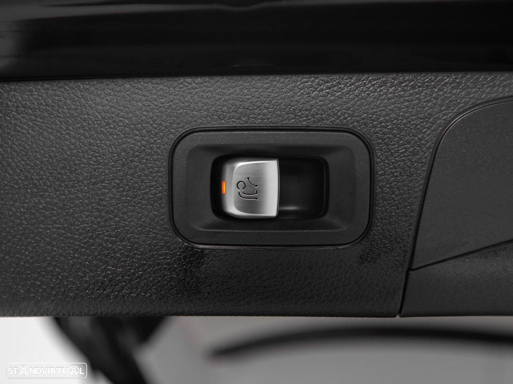 Mercedes-Benz GLC 300 de 4Matic 9G-TRONIC - 15