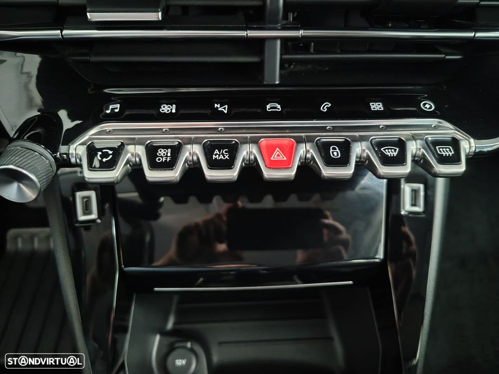 Peugeot e-208 50 kWh Allure Pack - 12