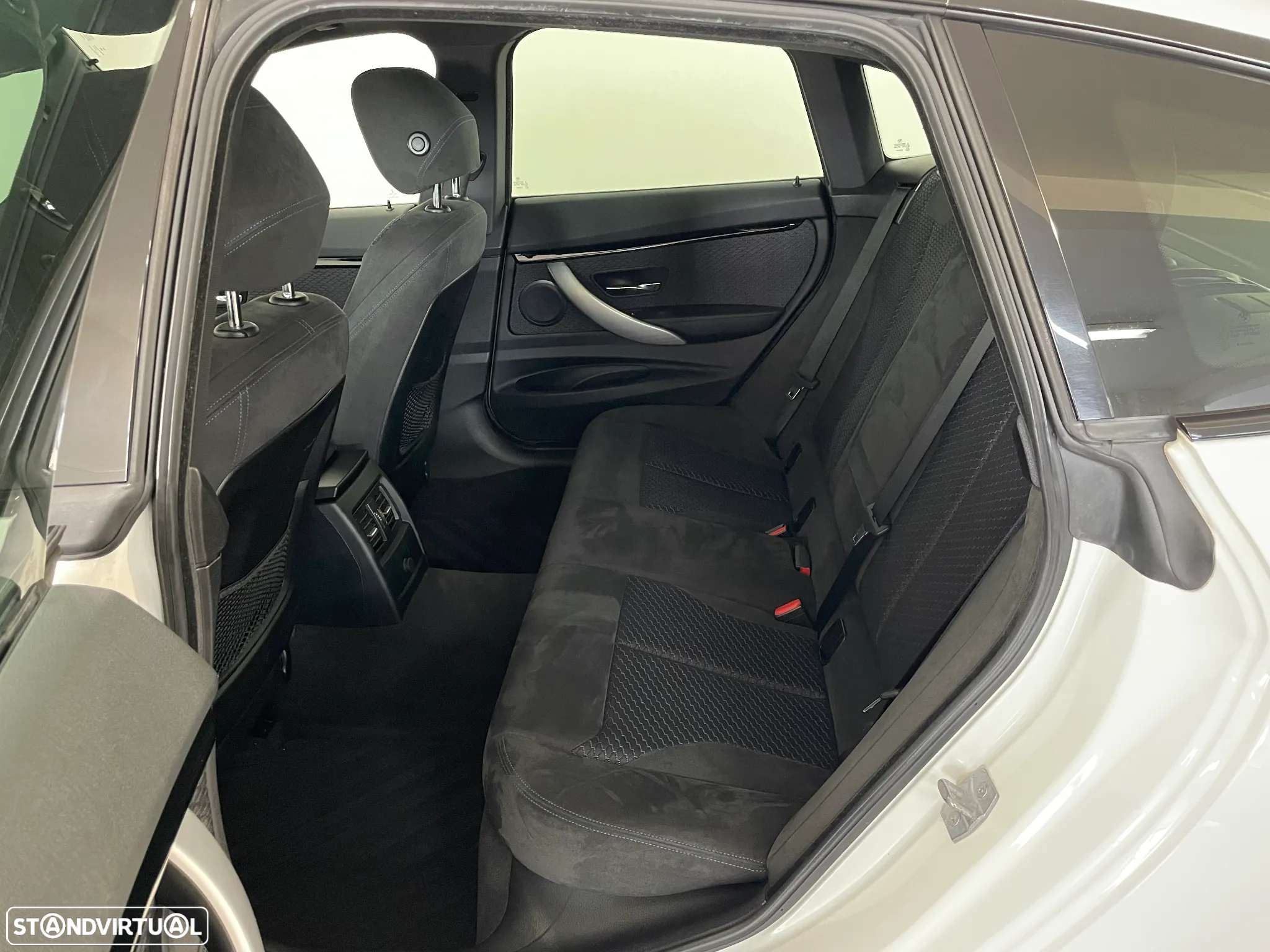 BMW 320 Gran Turismo d Auto Pack M - 26