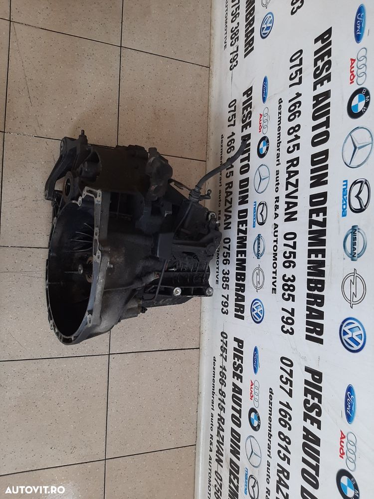 Cutie Viteze Manuala 5+1 Ford Focus 2 Facelift C Max 1.6 Tdci 90 Cai An 2008-2009-2010-2011 Euro 5 Motor GPDA Cod 6M5R-7002-YC Dezmembrez Ford Focus 2 Facelift 1.6 Tdci Euro 5 Motor GPDA An 2008-2011 Volan Stanga - 7