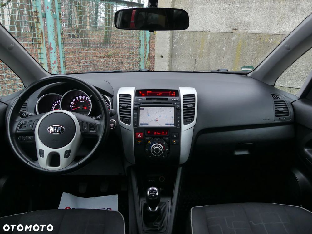 Kia Venga 1.4 CVVT Fifa World Cup Edition - 4